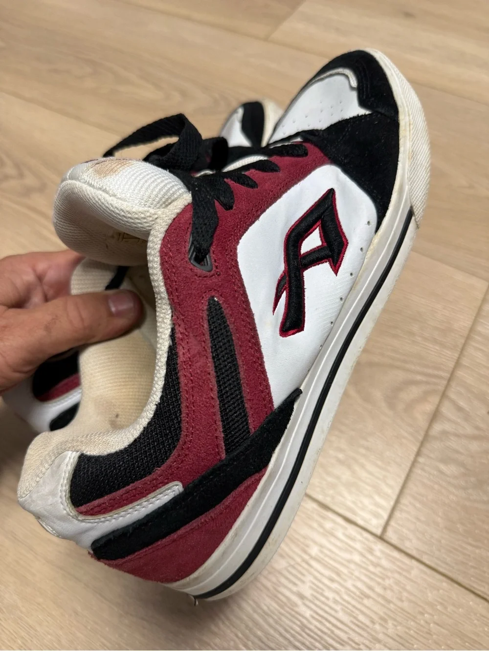 Vintage Air Speed Mike McGill Epic skate shoes Men’s 9.5